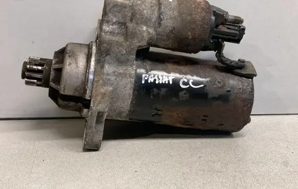Volkswagen PASSAT CC Starter motor