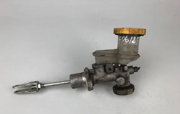 Subaru Forester SG Clutch master cylinder