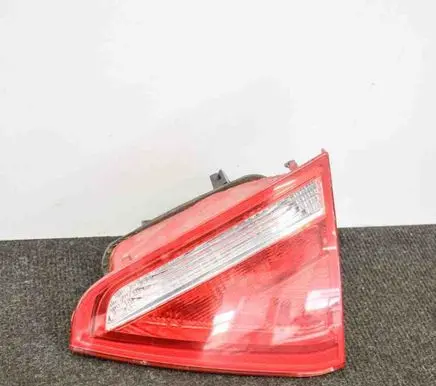 Audi A5 8T 8F Tailgate rear/tail lights 8T0945094