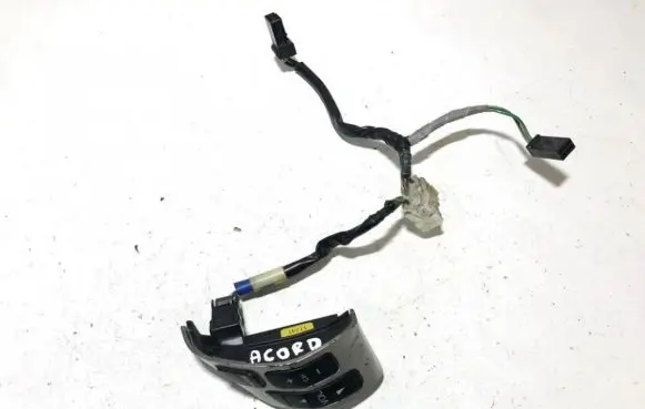 Honda Accord Steering wheel buttons/switches 1174t