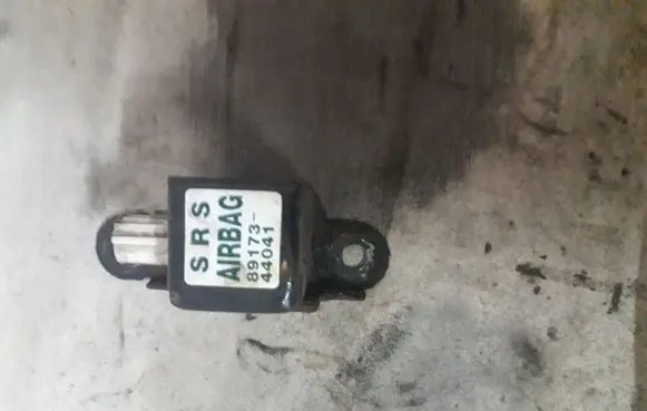 Toyota Avensis Verso Airbag deployment crash/impact sensor 8917344041