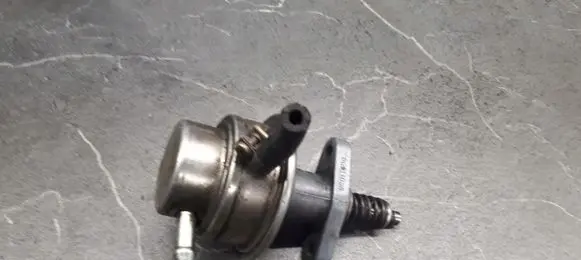 Opel Kadett E EGR valve 900116D8