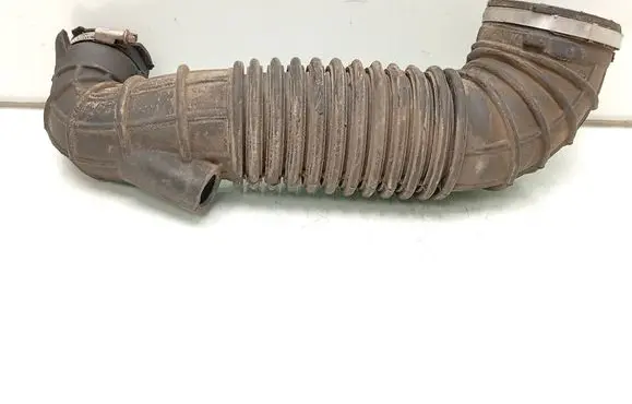 Audi Q5 SQ5 Intercooler hose/pipe 03G129629D