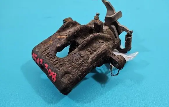Rear brake caliper