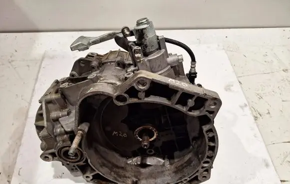 Manual 6 speed gearbox