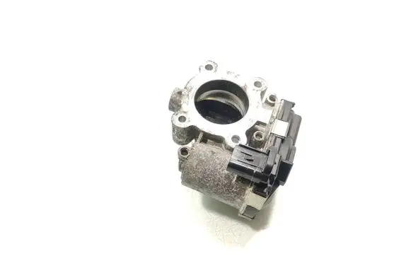 Opel Astra J Electric throttle body valve 55570009DB 55570009