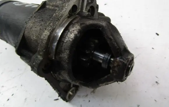 Opel Astra G Starter motor 