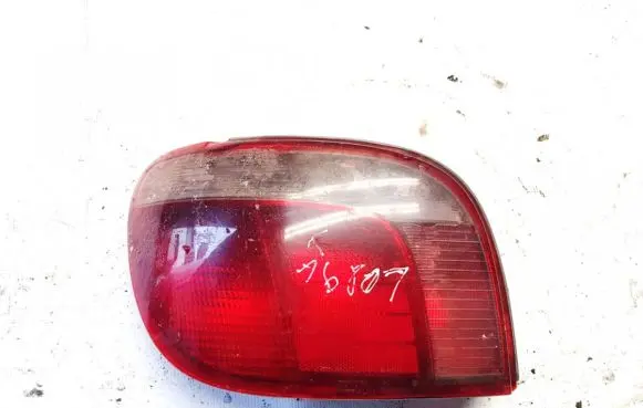 Toyota Yaris Rear/tail lights