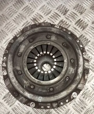 Mercedes-Benz E W124 Clutch set kit 0042505304