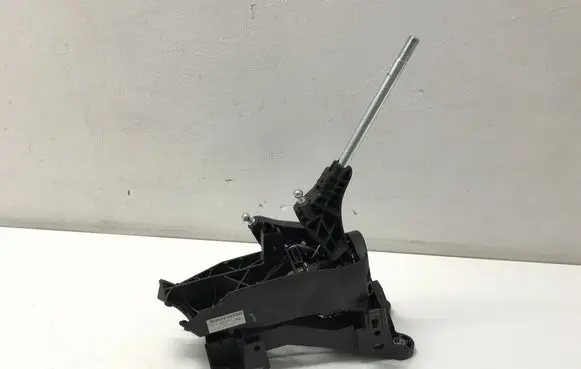 Ford Fiesta Gear shifter/selector C1BR7C453AKB