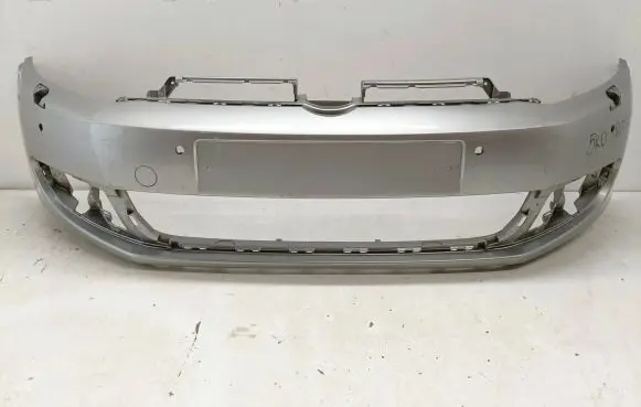 Volkswagen Golf VI Front bumper 5K0807221