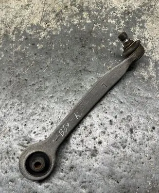 Volkswagen PASSAT B5.5 Front control arm