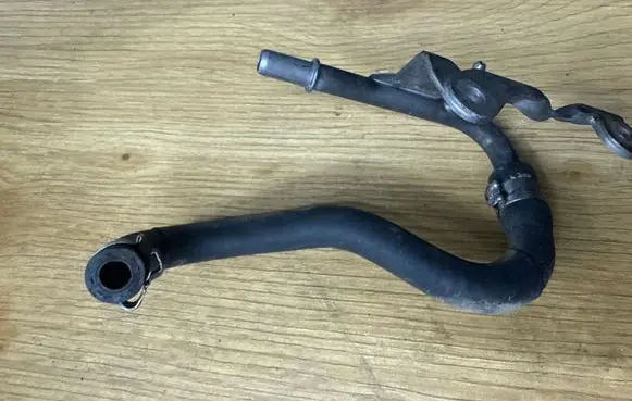 Opel Insignia A Fuel line/pipe/hose 0055568235