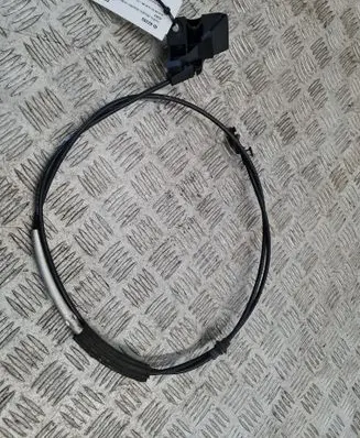 Engine bonnet (hood) release handle