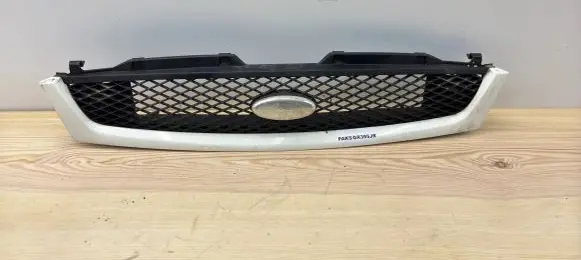 Ford Fiesta Front grill 1S61-8A133-AA