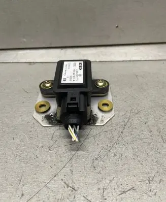 Audi A4 S4 B6 8E 8H ESP acceleration yaw rate sensor 0265005213 0005514
