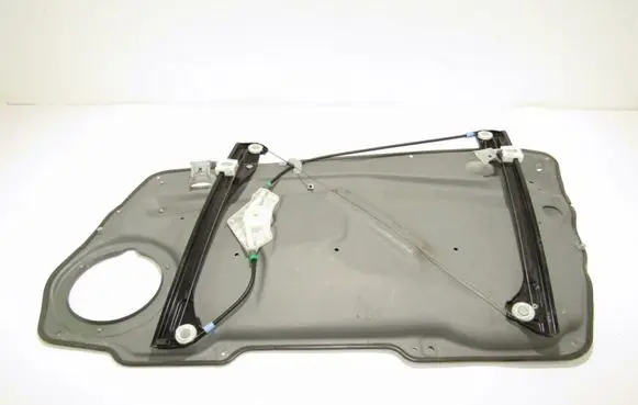 Mercedes-Benz A W169 Front door electric window regulator A1697201179