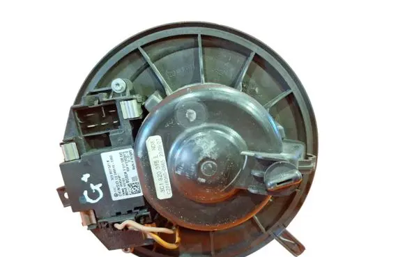 Volkswagen Golf Plus Heater blower motor/fan resistor 3C0907521B 3C1820015L