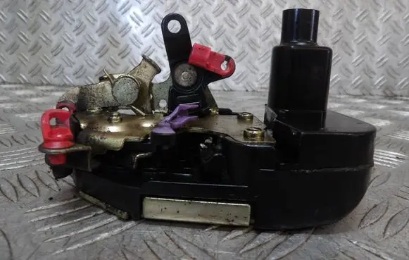 Jeep Grand Cherokee Front door lock 