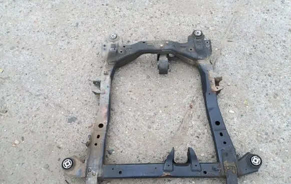 Opel Insignia A Front subframe