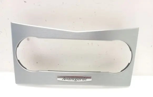 Mercedes-Benz C W204 Climate control/heater control trim 2046800490