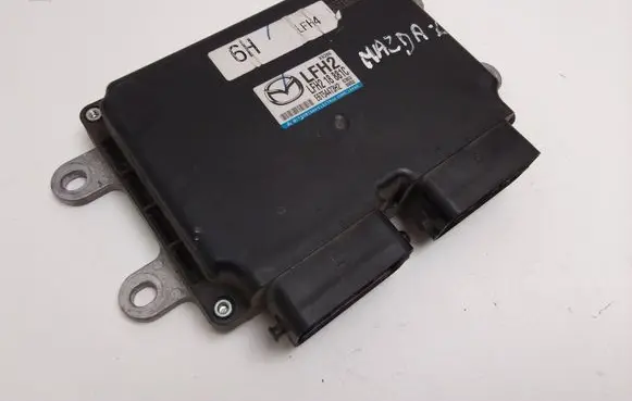 Mazda 6 Engine control unit/module LFH2 LFH218881C