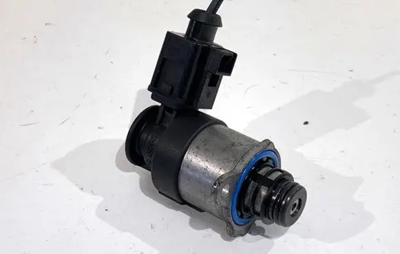 Seat Alhambra (Mk2) Fuel pressure regulator 0928400768