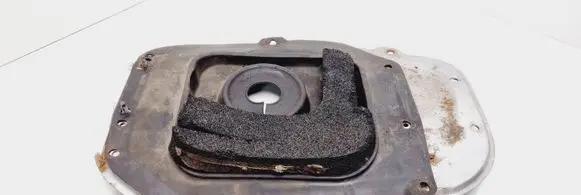 Nissan King Cab, Navara Other interior part 7496529610