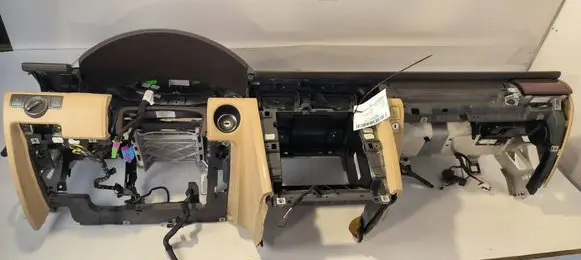 Volkswagen Phaeton Dashboard