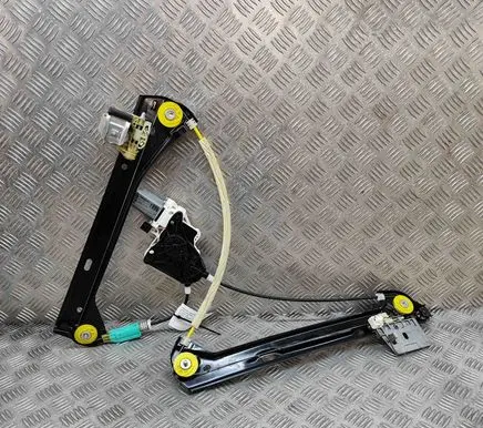 Mercedes-Benz CLA C118 X118 Front door electric window regulator A0009061507