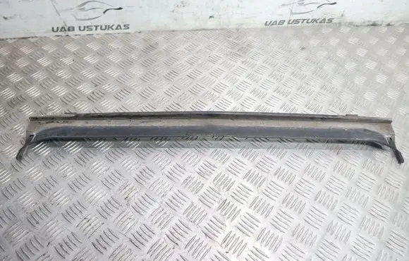 Ford Focus Rain gutter 89481D