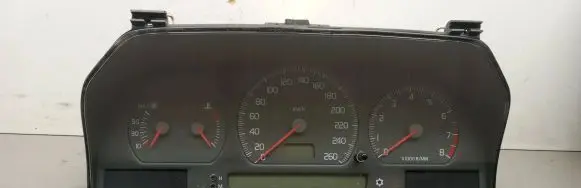 Volvo S70 V70 V70 XC Speedometer (instrument cluster) 69294200T