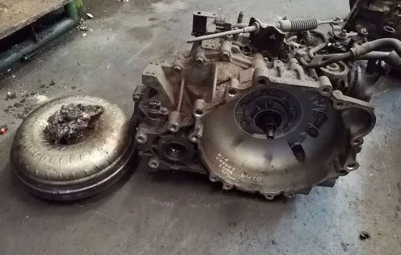 KIA Carens I Automatic gearbox N2MSDP 285047