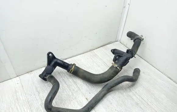 Ford Focus Engine coolant pipe/hose 9684589080 9671124980