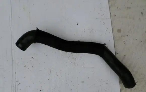 Suzuki Grand Vitara II Intercooler hose/pipe