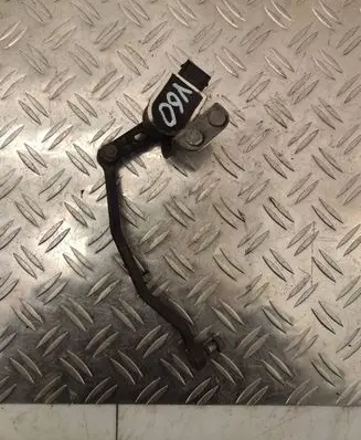 Headlight/headlamp level sensor