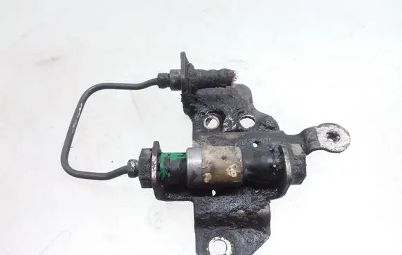 Toyota Avensis T250 Clutch pipe/line 