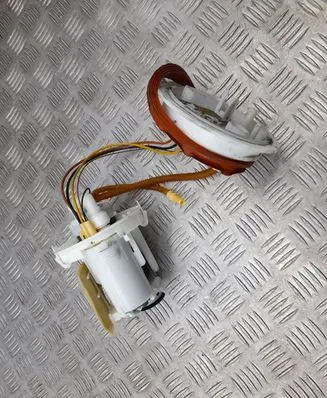 Audi A4 S4 B9 In-tank fuel pump 8W0919087J