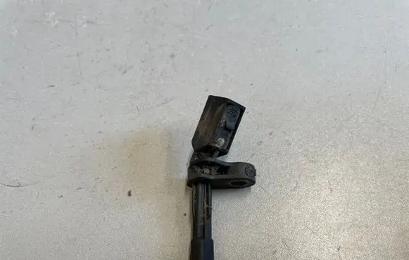 Volkswagen Golf VI ABS rear brake sensor 1K0927807