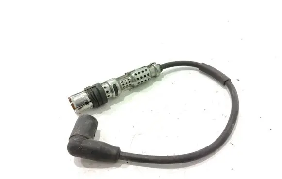 Volkswagen Cross Polo Ignition plug leads 071035255A