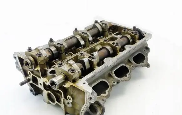 Jaguar XJ X351 Engine head RF1X4E-6090-BC