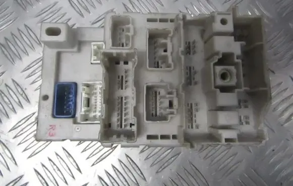 Fuse box set