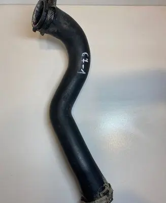 Volkswagen Touareg I Intercooler hose/pipe 7L6145737B