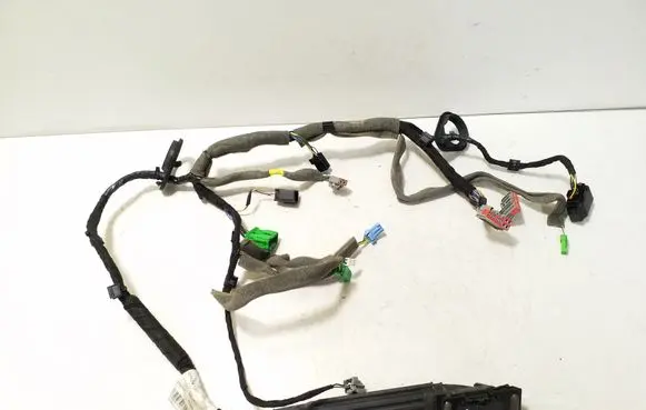 Volvo XC60 Front door wiring loom 31374729