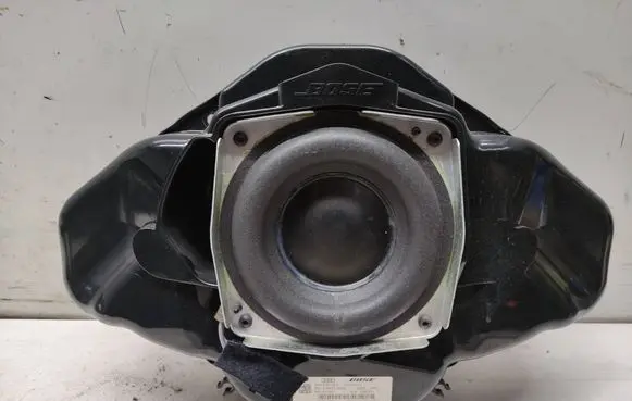 Audi A8 S8 D4 4H Subwoofer speaker 4H0035297