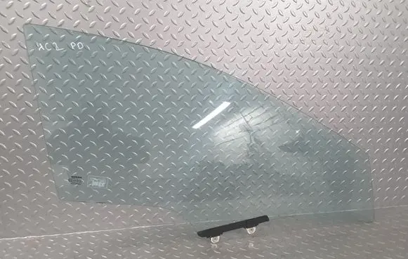 Honda Civic Front door window/glass (coupe) 43R007951