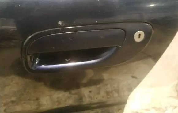 Volvo S60 Front door exterior handle 