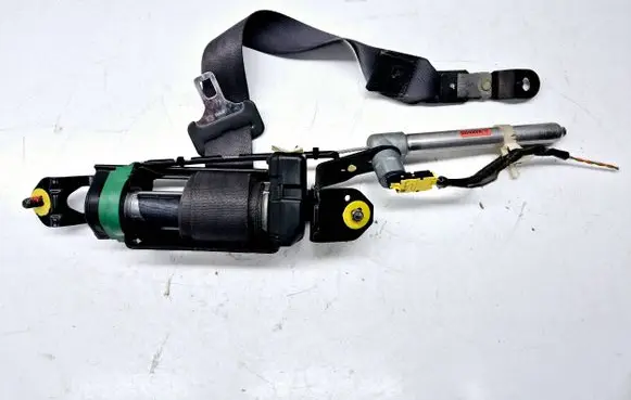 Volvo XC70 Front seatbelt 8626240