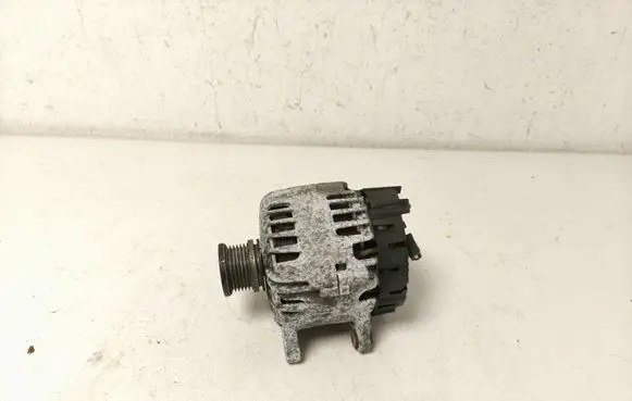 Audi A4 S4 B9 Generator/alternator 04L903024