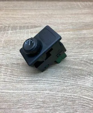 Nissan Primera Wing mirror switch NISSANMIRRORSWITCH